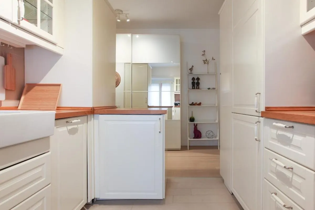 Апартаменты Hacca Collection - Charming 1-Br In Cool Porta Venezia Милан