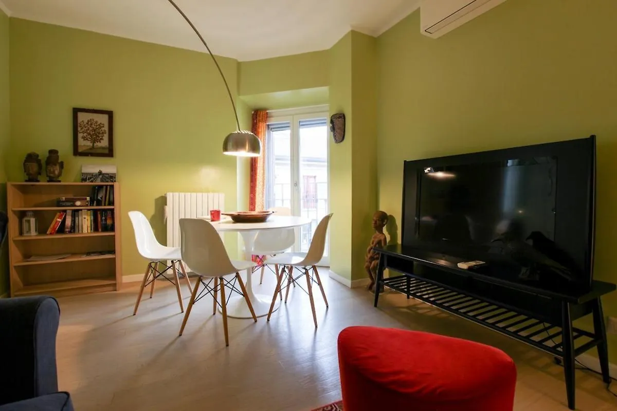 Апартаменты Hacca Collection - Charming 1-Br In Cool Porta Venezia Милан 0*,  Италия